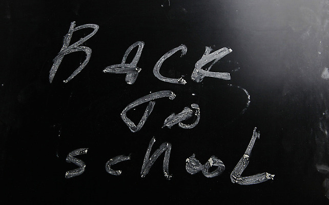 포토 JPG 해외이미지 교육 백그라운드 컨셉 텍스트 통신 교실 학교 수업 프레임 광고판 사람없음 가로 우주 검은색 쪽지 교사 칠판 공백 흰색 발표 가르침 메시지 닫기 강의 그림 분필 질감 최초 그런지 옛날 중고 카피스페이스 해외202004 해외포토 직업 컬러 모션 알림판 초크 판 파일형식 이미지허브