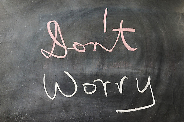 포토 JPG 해외이미지 감정 컨셉 텍스트 통신 사람없음 단어 검은색 쪽지 칠판 정보 기록 메시지 편지 심볼 사인 걱정 긍정 초크아트 문제 대본 조언 필기체 해외202004 해외포토 문자 컬러 그림 파일형식 이미지허브