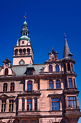 포토 JPG 해외이미지 유럽 시계 건축양식 창문 하늘 사람없음 건물 사무실 탑 도시 일반 시청 르네상스 해외202004 해외포토 건축물 건축 나라 비즈니스 관공서 파일형식 이미지허브