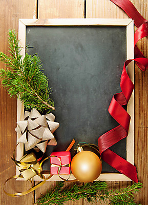 포토 JPG 해외이미지 백그라운드 크리스마스 탁자 프레임 선물 사람없음 목재 장식 상자 우주 칠판 공백 장식볼 인사 생일 메뉴 포장소품 목차 카피스페이스 해외202004 해외포토 나무 기념일 가구 재료 포장 예절 오브젝트 포장재료 파일형식 이미지허브