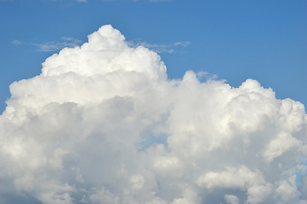 포토 JPG 해외이미지 구름 계절 하늘색 백그라운드 패턴 자연 하늘 날씨 추상 풍경 사람없음 야외 여름 파란색 빛 햇빛 태양 평화 우주 환경 맑음 침묵 자유 흰색 분위기 장면 천국 솜털 흐림 오존 해외202004 해외포토 자연요소 컬러 컨셉 무늬 소리 생태계 파일형식 이미지허브