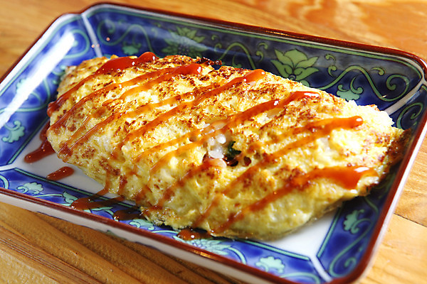 포토 JPG 해외이미지 접시 음식 밥 사람없음 식당 계란 중국 오믈렛 해외202004 해외포토 식기 아시아 상점 알 계란요리 파일형식 이미지허브