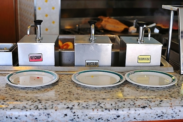 포토 JPG 해외이미지 음식 피자 사람없음 식사 햄버거 양념 케첩 머스터드 속도 토핑 마요네즈 서쪽 해외202004 해외포토 패스트푸드 서양음식 소스_음식 방향 파일형식 이미지허브