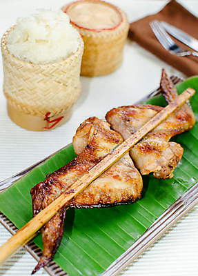 포토 JPG 해외이미지 음식 태국 요리 사람없음 초록색 흰색 그릴 컨테이너 고립 태국음식 스타일 해외202004 해외포토 산업 아시아 컬러 주방용품 동양음식 파일형식 이미지허브