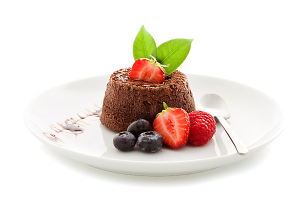 포토 JPG 해외이미지 열매 잎 딸기 디저트 사람없음 케이크 숟가락 최고 달콤 맛 크림 블루베리 산딸기 칼로리 고립 해외202004 해외포토 식물 음식 컨셉 과일 수저 파일형식 이미지허브