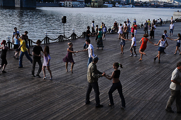 포토 JPG 해외이미지 사람없음 강 춤 저녁 탱고 해외202004 해외포토 문화예술 야간 파일형식 이미지허브
