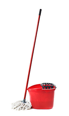 포토 JPG 해외이미지 가사 가정 새로움 바닥 주택 실내 손잡이 사람없음 물 빛 장비 흰색 공구 업무 위생 빨래 플라스틱 청소 양동이 오브젝트 서비스 고립 대걸레 쓸기 위생관리 조작 해외202004 해외포토 자연요소 컬러 컨셉 재질 관리 내부 건물 도구 작업 청소도구 파일형식 이미지허브