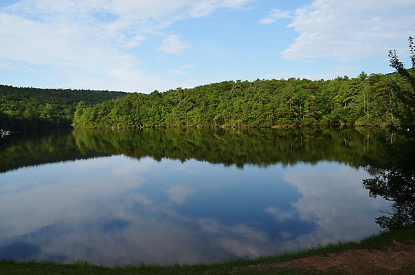 포토 JPG 해외이미지 호수 자연 하늘 산 풍경 사람없음 초록색 물 여름 반사 숲 해외202004 해외포토 자연요소 계절 컬러 생태계 파일형식 이미지허브