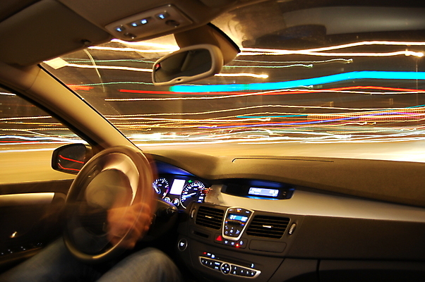 포토 JPG 해외이미지 라이프스타일 도로 여행 곡선 교통시설 모션 자동차 전등 거리 사람없음 빛 달리기 파티 어둠 줄무늬 운전 마시기 기구 도구 도시 판넬 바퀴 고속도로 야간 소프트포커스 속도 타운 계기판 블러 자동 해외202004 해외포토 자연요소 길 선 육상교통 교통 무늬 조명 촬영기법 이벤트 생활 시설 파일형식 이미지허브