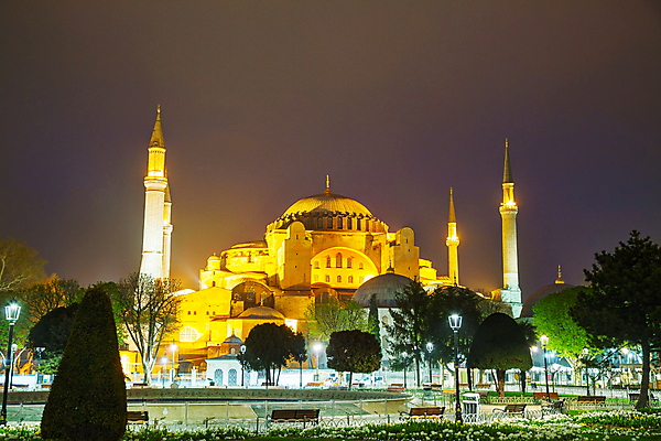 포토 JPG 해외이미지 외관 유럽 아시아 기독교 종교 문화 여행 건축양식 아침 이스탄불 사람없음 건물 파란색 성당 교회 탑 골동품 도시 사찰 중세 야간 이슬람교 모스크 동쪽 칠면조 빛망울 랜드마크 바실리카 비잔틴 옛날 웅장함 해외202004 튀르키예 해외포토 주간 자연요소 건축물 건축 나라 컬러 종교건축 조류 빛 역사 방향 제국 파일형식 이미지허브