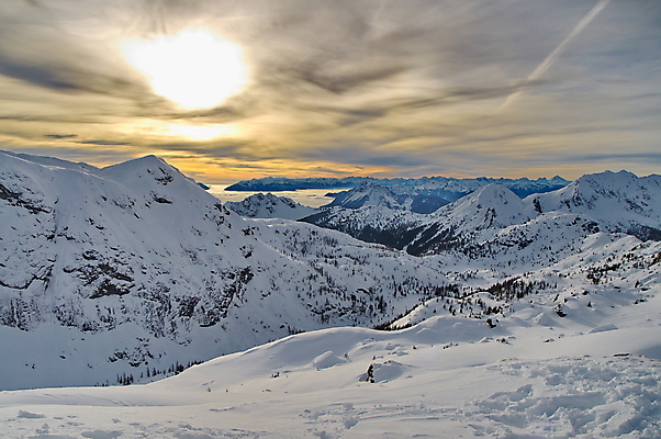 포토 JPG 해외이미지 나무 구름 계절 백그라운드 겨울 오렌지 자연 하늘 동화 휴가 산 파노라마 풍경 사람없음 야외 빨간색 빛 컬러풀 햇빛 태양 노란색 일출 환경 냉동 일몰 새벽 흐름 안개 덮개 흰색 정상 서리 알프스 암초 내추럴 깊이 눈내림 해외202004 해외포토 자연요소 식물 유럽 컬러 컨셉 과일 날씨 눈_날씨 촬영기법 노을 뚜껑 생태계 파일형식 이미지허브