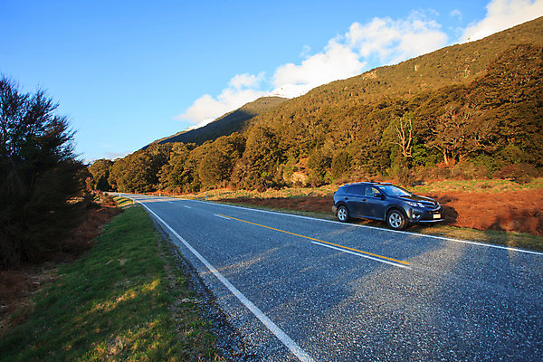 포토 JPG 해외이미지 식물 공원 도로 길 섬 여행 자동차 자연 하늘 휴가 새로움 산 풍경 사람없음 파란색 여행객 얼음 입 저녁 아스팔트 땅 뉴질랜드 장면 나방 남쪽 내추럴 전국 해외202004 해외포토 자연요소 공공시설 육상교통 컬러 곤충 컨셉 교통시설 사람 신체부위 오세아니아 야간 방향 생태계 파일형식 이미지허브