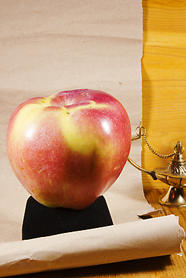 포토 JPG 해외이미지 1 종이 음식 백그라운드 잎 농업 다이어트 채소 과일 자연 탁자 건강 사람없음 목재 빨간색 초록색 흰색 신선 달콤 사과 두루마리 먹기 싱글 유기농 날것 내추럴 숙성 채식주의자 해외202004 해외포토 나무 식물 웰빙 산업 컬러 가구 재료 모션 맛 생태계 채식 파일형식 이미지허브