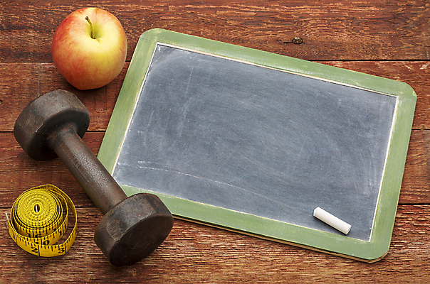 포토 JPG 해외이미지 컨셉 다이어트 날씨 줄자 건강 사람없음 목재 빨간색 초록색 운동 칠판 공백 아령 널 사과 사인 분필 질감 결 석판 해외202004 해외포토 나무 컬러 무늬 과일 재료 자 초크 파일형식 이미지허브