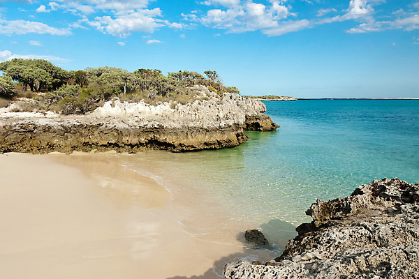 포토 JPG 해외이미지 구름 모래 파도 바다 섬 여행 자연 하늘 휴가 휴식 산 풍경 사람없음 야외 초록색 물 여름 파란색 컬러풀 햇빛 태양 일출 일몰 바위 만 그림 장면 암초 석호 마다가스카르 터키석 수평선 해외202004 해외포토 자연요소 계절 컬러 컨셉 노을 돌_바위 보석 생태계 파일형식 이미지허브