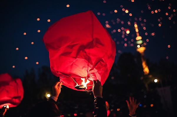 포토 JPG 손 여행 불교 밤하늘 풍경 여러명 야외 신체부위 봄 군중 야간 경상북도 소원 풍등 풍등날리기 대구시 풍등축제 대구풍등축제 두류공원 우방타워 국내포토 자연요소 계절 공원 종교 다수 하늘 조명 한국 사람 타워 축제 경상도 등축제 대구_경상북도 대구_한국 파일형식