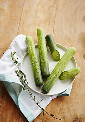 포토 JPG 스튜디오촬영 채소 오이 쟁반 실내 사람없음 신선 천 국내포토 내부 직물 파일형식