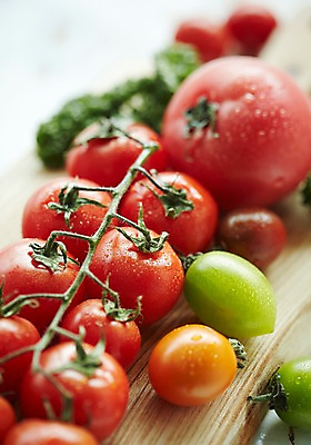 포토 JPG 스튜디오촬영 토마토 채소 방울토마토 실내 근접촬영 사람없음 아웃포커스 신선 국내포토 뷰포인트 촬영기법 내부 파일형식