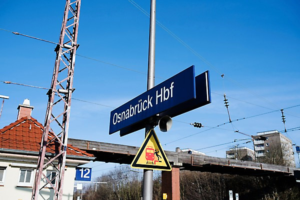 포토 JPG 주간 독일 풍경 사람없음 야외 역 플랫폼 오스나브뤼크 국내포토 자연요소 유럽 교통시설 파일형식