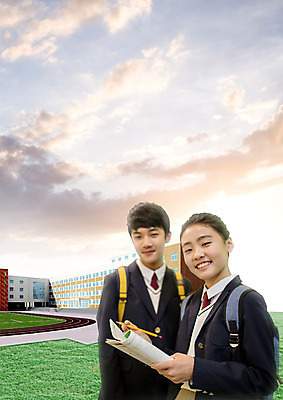 PSD 구름 편집 편집이미지 학생 여자 교육 남자 교복 배낭 학교 청소년 하늘 웃음 잔디 상반신 두명 책 연필 노을 한국인 청소년교육 이미지편집 자연요소 식물 옷 가방 학용품 표정 사람 동양인 필기구 파일형식