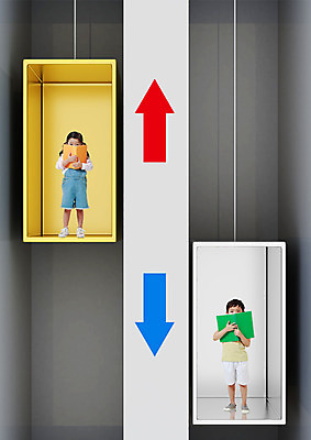 전신 PSD 편집 편집이미지 어린이교육 교육 화살표 어린이 서기 들기 소녀 소년 두명 책 한국인 가림 엘리베이터 하락 상승 이미지편집 여자 남자 컨셉 모션 사람 동양인 파일형식