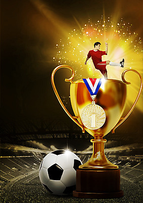 PSD 외국인 편집 편집이미지 남자 축구공 축구선수 한명 동양인 20대 성인 옆모습 빛 운동 축구 우승 킥 축구장 트로피 축구복 금메달 이미지편집 1 뷰포인트 공 축구용품 스포츠시설 모션 운동선수 건강 사람 인종 청년 운동복 구기 최고 상_우승 메달 파일형식