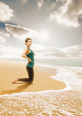 전신 PSD 구름 편집 편집이미지 여자 허리손 다이어트 요가 하늘 한명 20대 성인 해변 옆모습 운동복 민소매 운동 한국인 무릎꿇기 이미지편집 자연요소 1 웰빙 옷 바다 뷰포인트 포즈 상의 모션 건강 사람 동양인 청년 파일형식