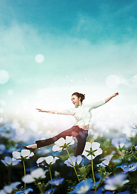 전신 PSD 편집 편집이미지 여자 꽃 팔벌리기 한명 서기 20대 성인 한국인 춤 이미지편집 식물 1 모션 문화예술 사람 동양인 청년 파일형식