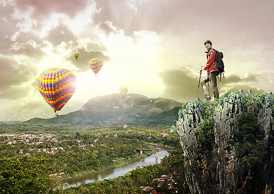 PSD 구름 편집 편집이미지 남자 여행 배낭 하늘 산 한명 서기 성인 옆모습 강 노을 등산 절벽 한국인 열기구 등산복 등산스틱 안식처 가교 이미지편집 자연요소 1 건축물 옷 뷰포인트 가방 항공교통 모션 휴식 사람 동양인 트래킹 등산용품 파일형식