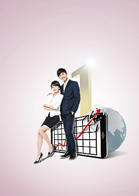 PSD 편집 편집이미지 1 여자 남자 화살표 지구 비즈니스 서기 웃음 앉기 20대 성인 두명 스마트폰 팔짱 글로벌비즈니스 한국인 비즈니스맨 비즈니스우먼 꺾은선그래프 이미지편집 모션 그래프 표정 사람 동양인 청년 핸드폰 스마트기기 글로벌 직장인 파일형식