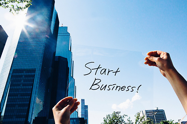 포토 JPG 주간 손 백그라운드 비즈니스 풍경 빌딩 야외 신체부위 도심 국내포토 자연요소 사람 건물 도시 파일형식