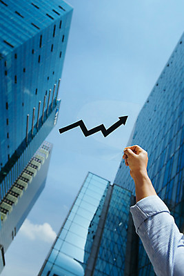 포토 JPG 주간 화살표 백그라운드 비즈니스 풍경 빌딩 야외 신체부위 도심 상승 팔 국내포토 자연요소 컨셉 사람 건물 도시 파일형식