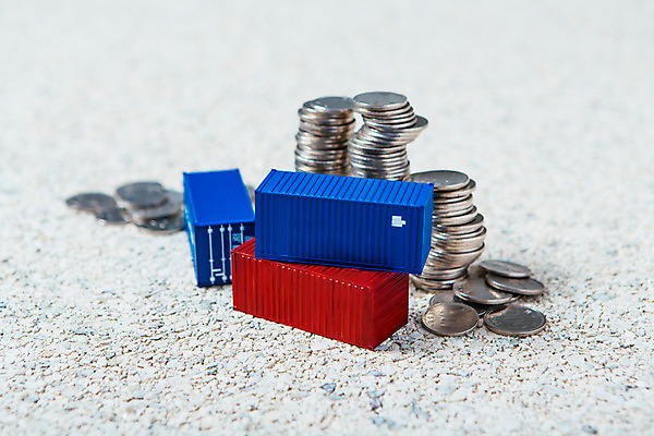 포토 JPG 백그라운드 비즈니스 사람없음 동전 미니어처 컨테이너 무역 컨테이너상자 국내포토 산업 돈 상자 모형 파일형식