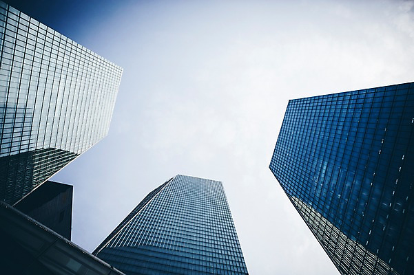 포토 JPG 주간 로우앵글 하늘 사람없음 야외 도시풍경 고층빌딩 도시 빌딩숲 국내포토 자연요소 뷰포인트 풍경 빌딩 파일형식