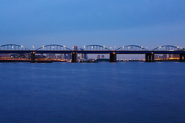 포토 JPG 야경 사람없음 야외 도시풍경 다리 도시 한강 장노출 국내포토 서울 촬영기법 풍경 신체부위 야간 랜드마크 파일형식 풍경_경치