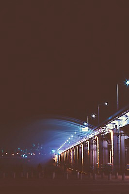 포토 JPG 야경 사람없음 야외 빛 도시풍경 다리 도시 분수 한강 장노출 국내포토 서울 촬영기법 풍경 신체부위 야간 랜드마크 파일형식 풍경_경치