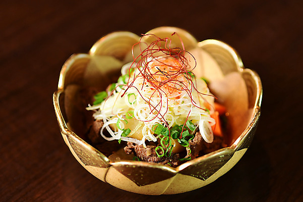 포토 JPG 그릇 음식 근접촬영 사람없음 아웃포커스 파 실고추 일본음식 국내포토 식기 뷰포인트 채소 고추 촬영기법 파일형식