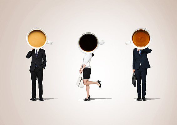 PSD 편집 편집이미지 여자 남자 커피 음식 서류가방 서기 성인 세명 핸드백 비즈니스맨 비즈니스우먼 커피잔 카페라떼 이미지편집 음료 가방 비즈니스 모션 잔 사람 직장인 라떼 파일형식