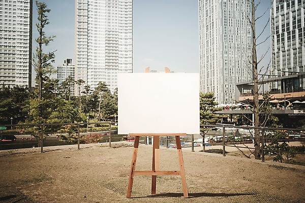 주간 PSD 나무 편집이미지 공원 백그라운드 아파트 프레임 사람없음 야외 디지털합성 이젤 캔버스 디지털아트 이미지편집 자연요소 식물 공공시설 주택 미술도구 파일형식