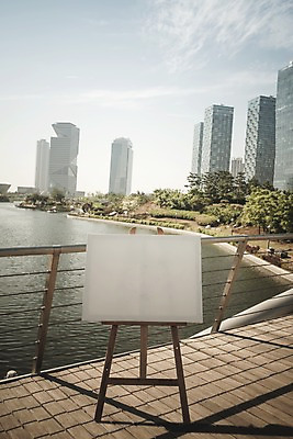 주간 PSD 편집이미지 공원 호수 백그라운드 난간 프레임 빌딩 사람없음 야외 디지털합성 이젤 캔버스 디지털아트 이미지편집 자연요소 공공시설 건물 미술도구 파일형식