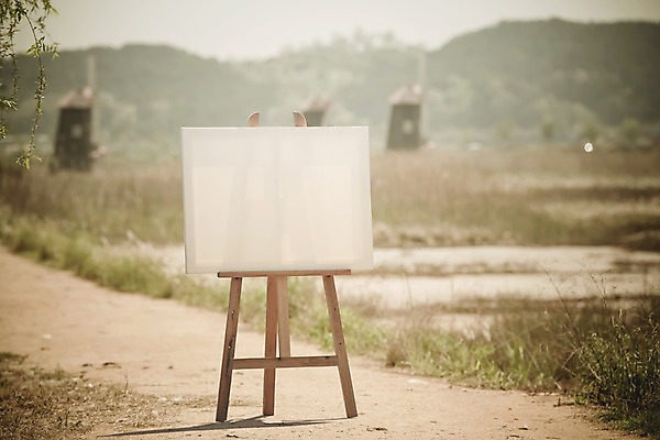 주간 PSD 편집이미지 백그라운드 프레임 초원 사람없음 야외 아웃포커스 풍차 디지털합성 이젤 캔버스 디지털아트 이미지편집 자연요소 촬영기법 미술도구 파일형식