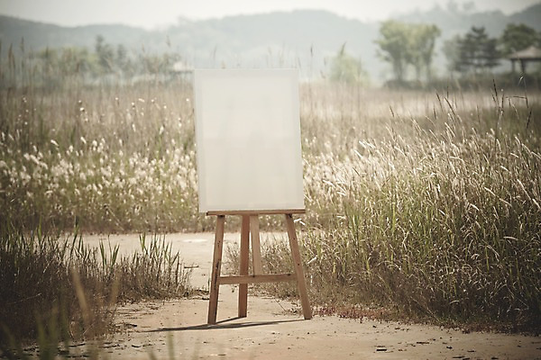 주간 PSD 편집이미지 백그라운드 프레임 초원 사람없음 야외 풀잎 디지털합성 이젤 캔버스 디지털아트 이미지편집 자연요소 잎 미술도구 풀_식물 파일형식