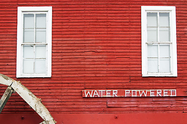 포토 JPG 해외이미지 외관 벽 사람없음 빨간색 물 힘 에너지 수확 바퀴 사과 방앗간 외양간 해외202004 해외포토 자연요소 컬러 농업 과일 파일형식 이미지허브