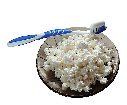 포토 JPG 해외이미지 접시 음식 다이어트 치즈 건강 사람없음 칫솔 치약 칼슘 해외202004 해외포토 식기 유제품 위생용품 파일형식 이미지허브