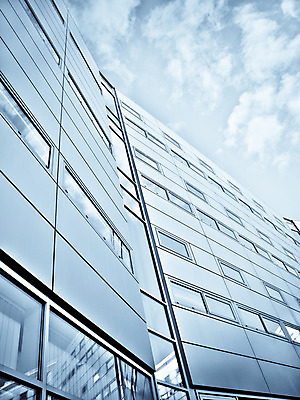 포토 JPG 해외이미지 구름 외관 비즈니스 건축양식 창문 유리 부동산 바닥 직장 사람없음 건물 파란색 사무실 반사 탑 고층빌딩 거울 도시 도심 해외202004 해외포토 자연요소 건축물 건축 컬러 회사 재질 빌딩 재산 파일형식 이미지허브