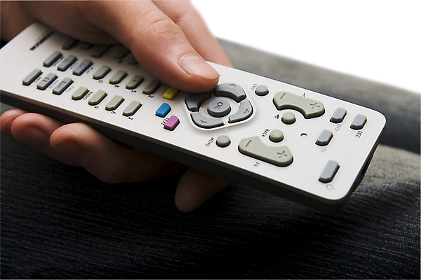 포토 JPG 해외이미지 백그라운드 손가락 버튼 열쇠 거리 사람없음 점프 텔레비전 회색 발표 멀리 제어 해외202004 해외포토 손 컬러 모션 전자제품 파일형식 이미지허브