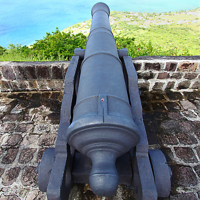 포토 JPG 해외이미지 섬 영국 사람없음 총 성 역사 재산 군용 대포 옛날 해외202004 해외포토 건축물 유럽 무기 군대 금융 파일형식 이미지허브