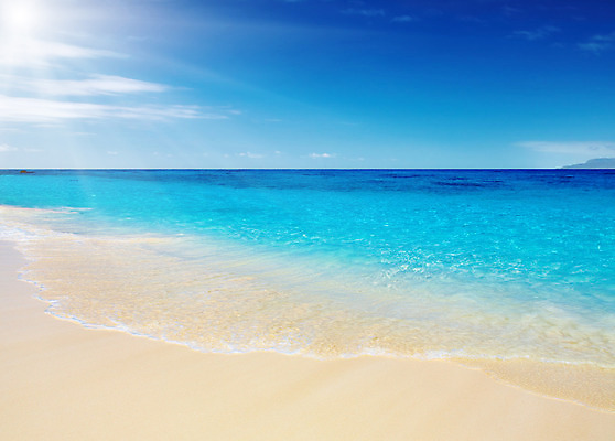 포토 JPG 해외이미지 구름 모래 파도 바다 섬 여행 태국 자연 하늘 추상 휴가 휴식 풍경 사람없음 물 여름 파란색 컬러풀 태양 맑음 침묵 산호 크리스탈 암초 석호 안다만 이국적 터키석 파라다이스 수평선 해외202004 해외포토 자연요소 계절 아시아 컬러 컨셉 무늬 날씨 소리 자포동물 광석 보석 생태계 파일형식 이미지허브