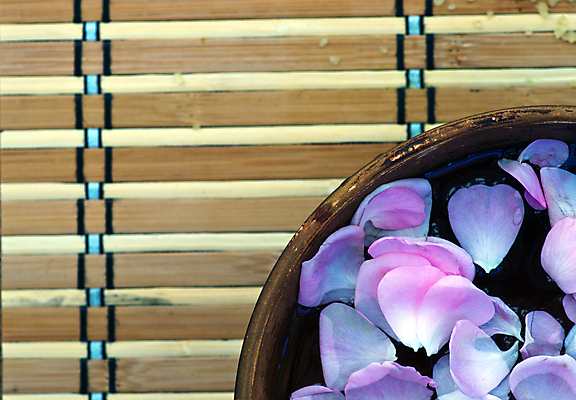 포토 JPG 해외이미지 라이프스타일 꽃 바다 분홍색 백그라운드 신체 휴식 사람없음 목재 치료 수건 장미 상점 스파 목욕 봄 화장품 욕실 껍질 흰색 나뭇가지 마사지 사발 고급 씻기 소중 오브젝트 소금 비누 향 아로마테라피 테라피 샤워실 위생관리 이국적 세련 해외202004 해외포토 나무 식물 계절 컬러 컨셉 재료 의학 관리 생활 위생용품 뷰티 청결 사기그릇 샤워시설 파일형식 이미지허브