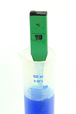 포토 JPG 해외이미지 과학 실험 사람없음 파란색 디지털 흰색 실험실 온도계 측정 전자 온도 해결 게이지 방수 섭씨 실린더 해외202004 해외포토 컬러 파일형식 이미지허브